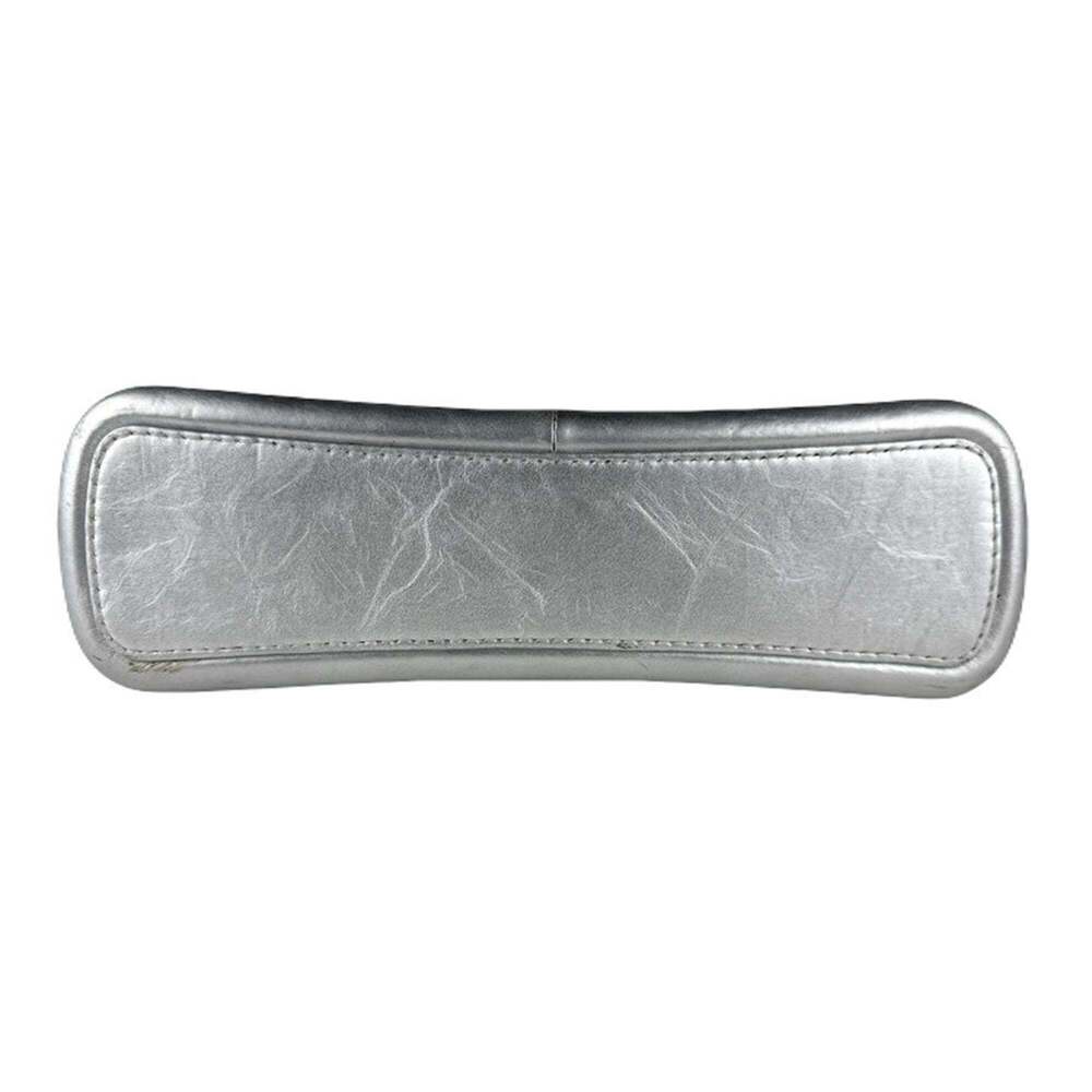 CHANEL Silver Leather Shoulder Bag - Picture 4 of 13